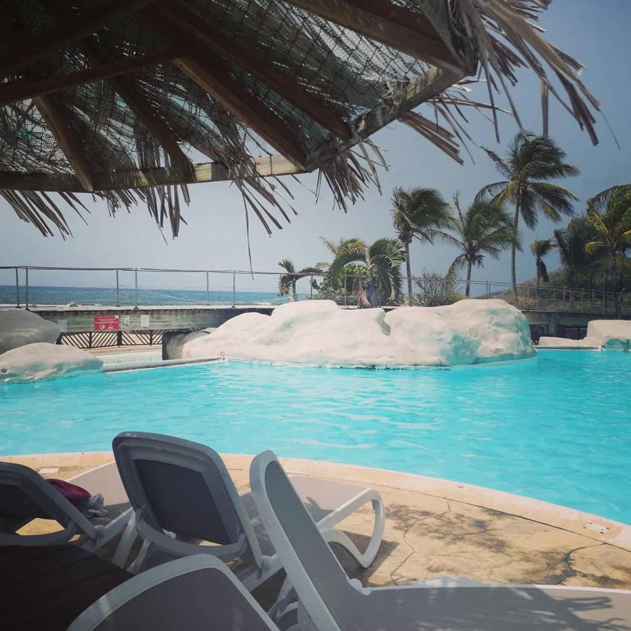 Appartement Balcon Vue Ti Punch Kaz Manganao, Piscine Et Saint-Francois (Grande-Terre)