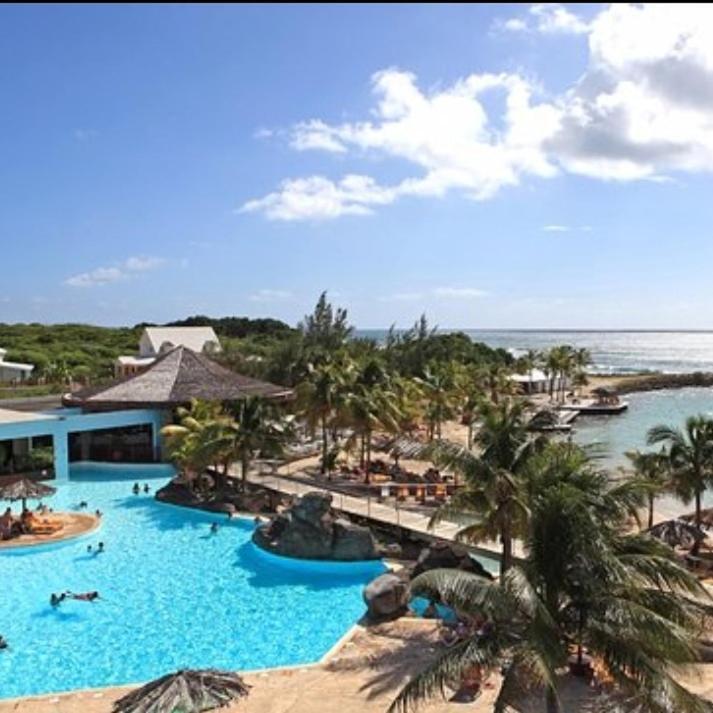 Appartement Balcon Vue Ti Punch Kaz Manganao, Piscine Et Saint-Francois (Grande-Terre)